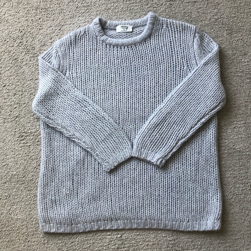 Aritzia Oversized Mesh Crewneck Sweater. NWOT.